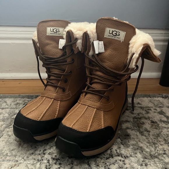 UGG Snow boots - Picture 2 of 7